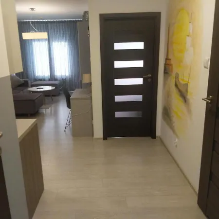 - Polanki Park D406 *